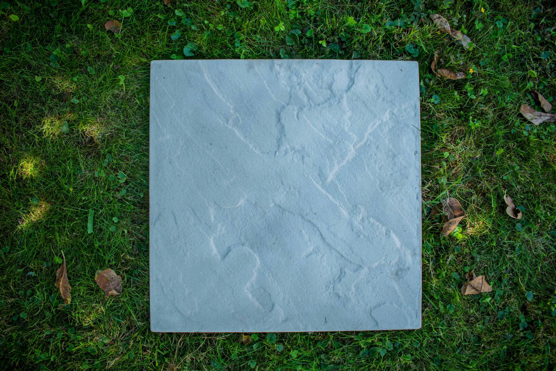 PerfectStone LargeMoon kőhatású beton tipegő – prémium kerti lépőkő