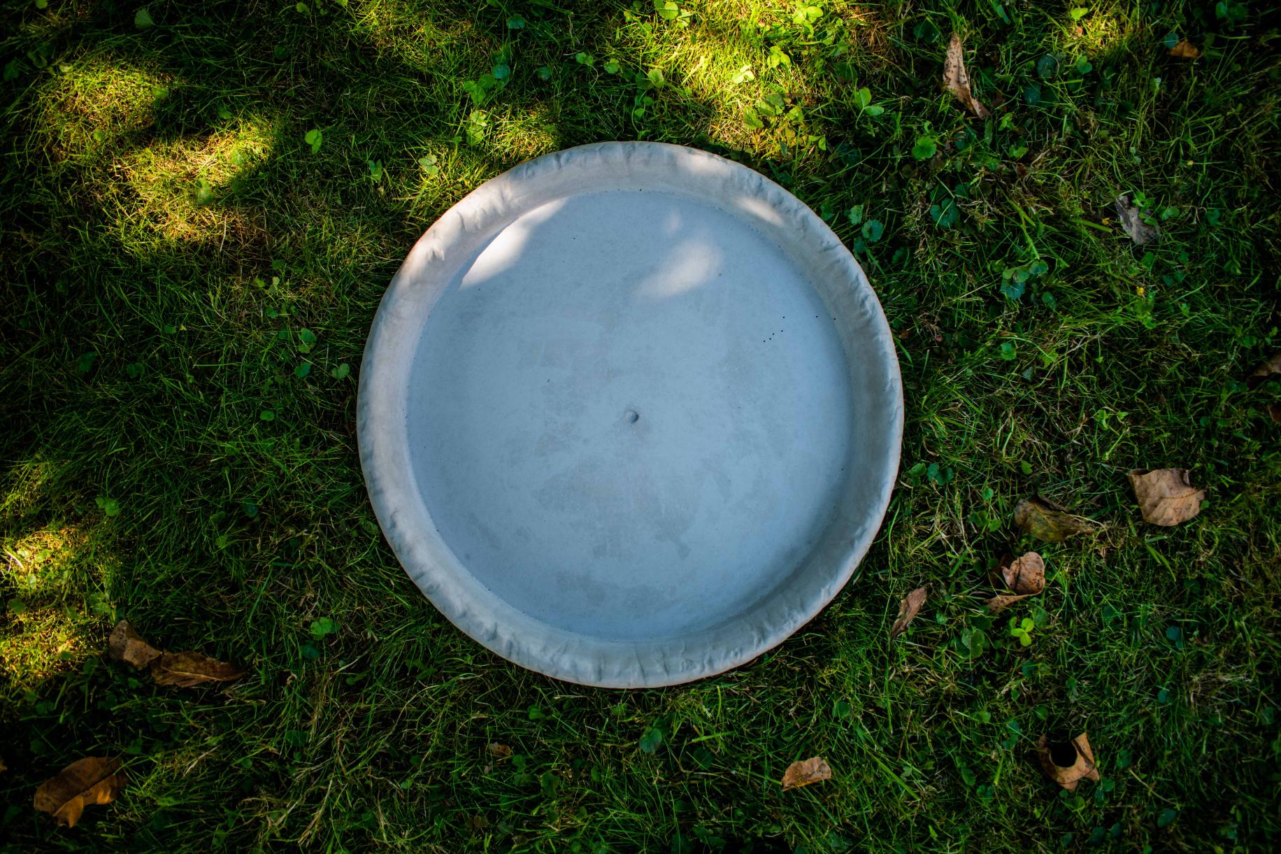 PerfectStone Virágalátét40 beton virágalátét – prémium kőhatású növénytálca. Madáritató