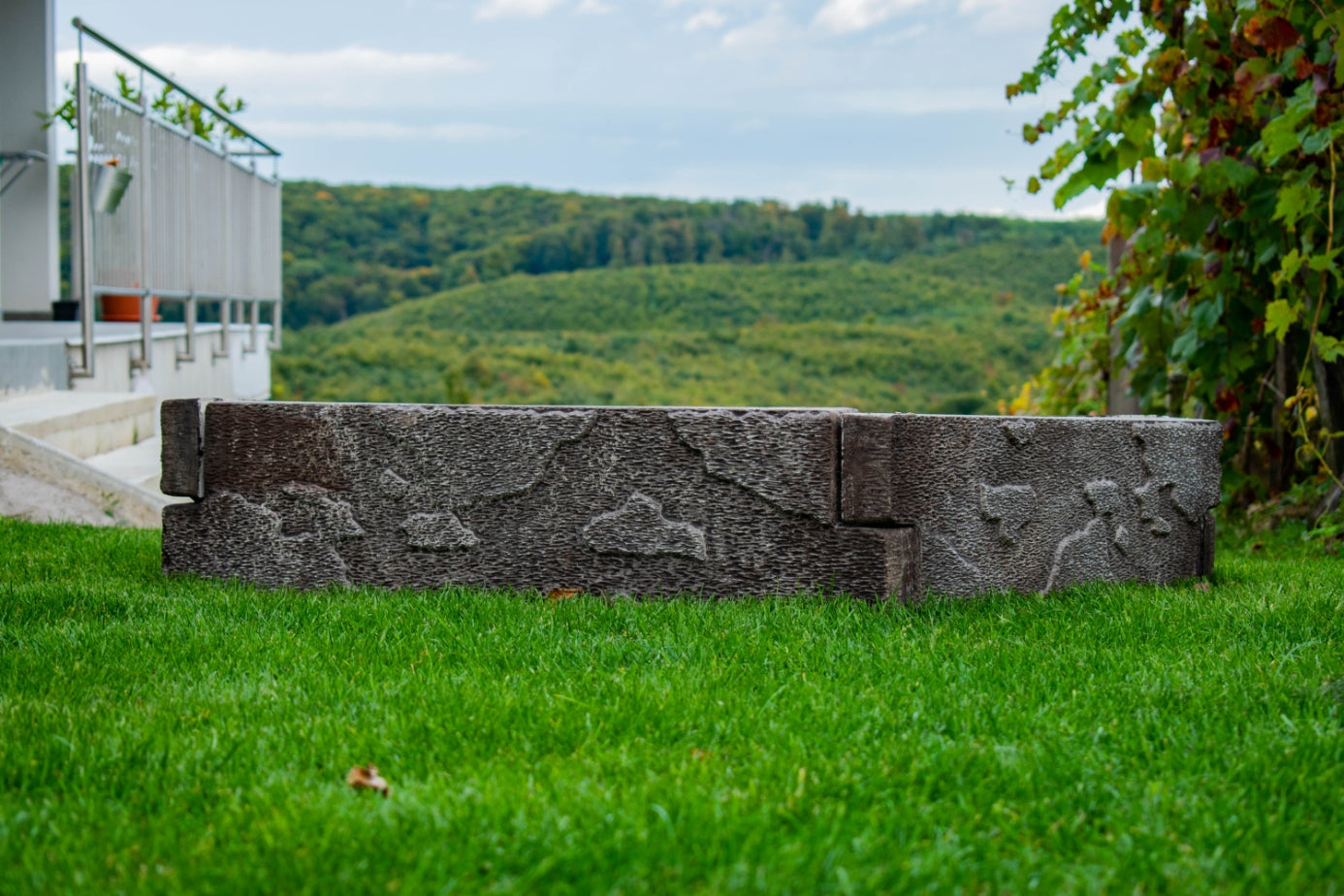 PerfectStone prémium beton magaságyás – tartós kültéri zöldség- és virágágyás