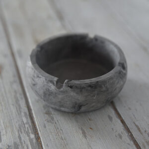 szürke dekor hamutál minimalista stílusú kézműves hamutartó