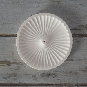 kör alakú gipsz füstölő tartó dekoratív bordázott mintával